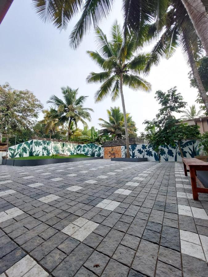 The Banyan Hut Leilighet Thiruvananthapuram Eksteriør bilde